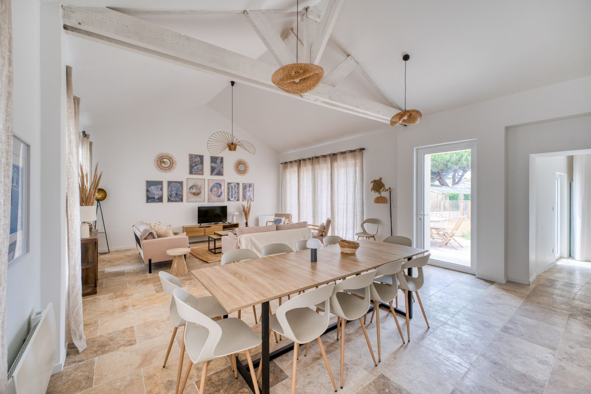 house 10 Rooms for sale on ST GEORGES D OLERON (17190)