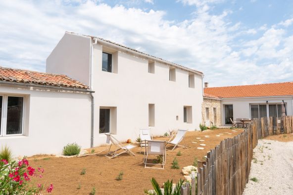 Sale House Saint-Georges-d'Oléron 10&nbsp;Rooms 238&nbsp;m²