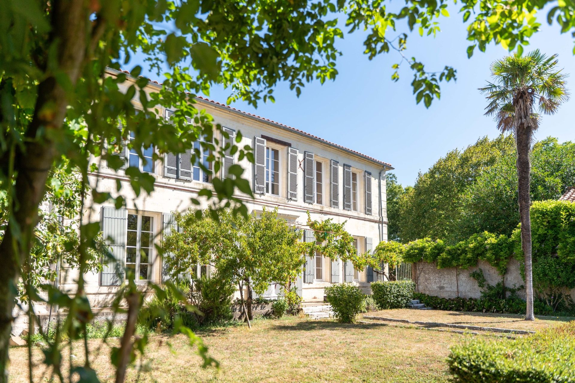 maison de maître 5 Pièces en vente sur CABARIOT (17430)