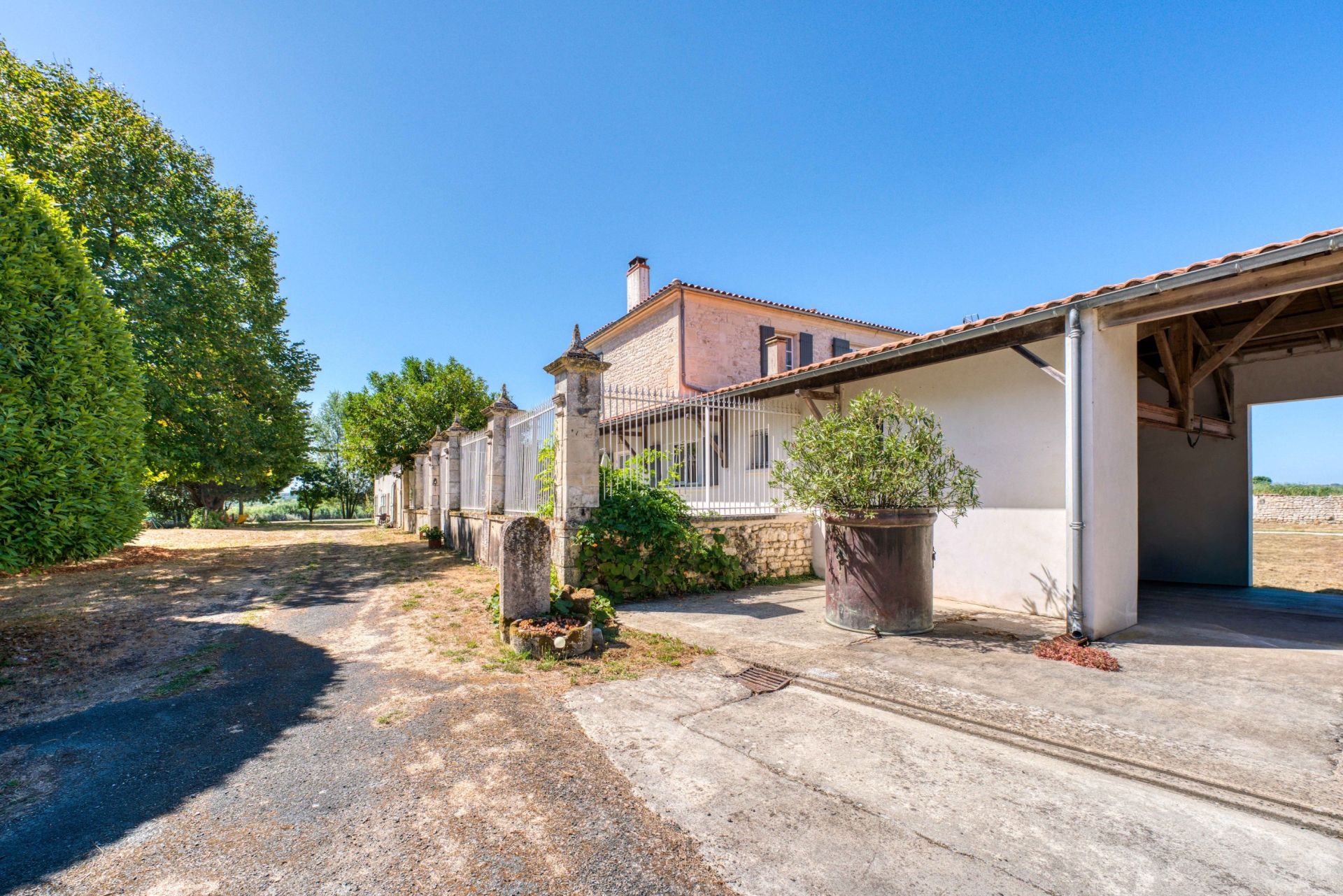 maison de maître 5 Pièces en vente sur CABARIOT (17430)