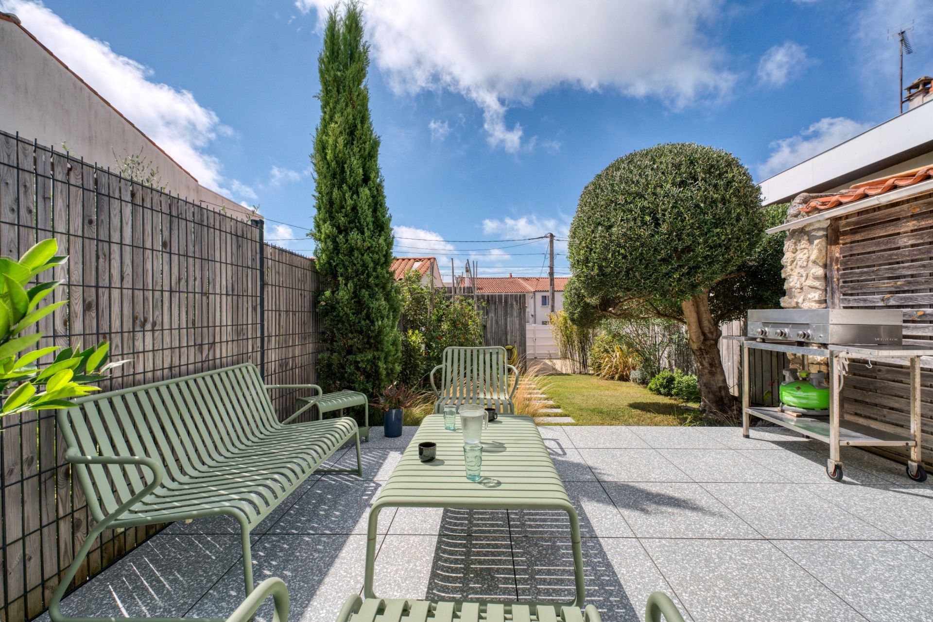 house 6 Rooms for sale on ROYAN (17200)