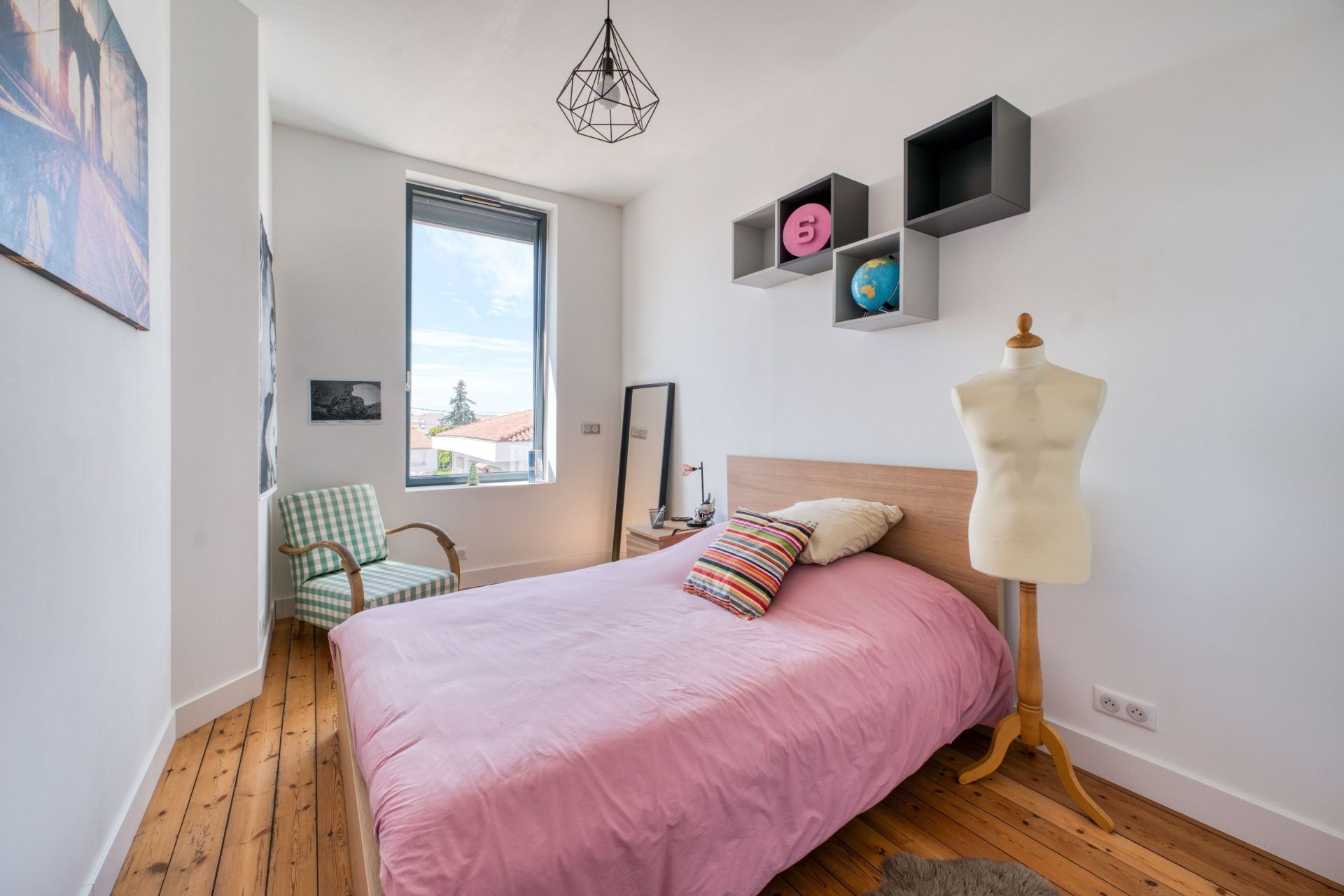 house 6 Rooms for sale on ROYAN (17200)