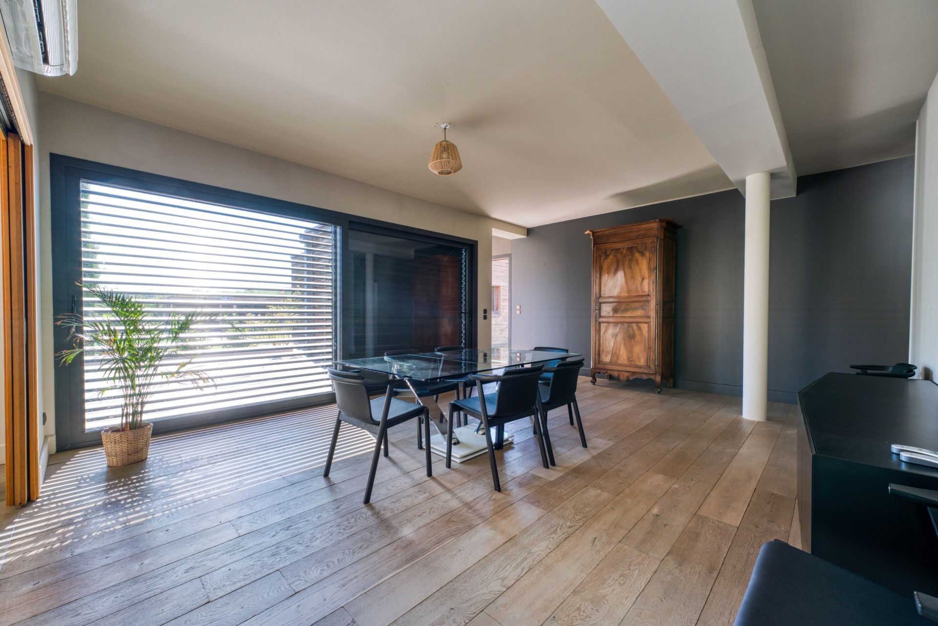 maison d'architecte 10 Pièces en vente sur ST YRIEIX SUR CHARENTE (16710)