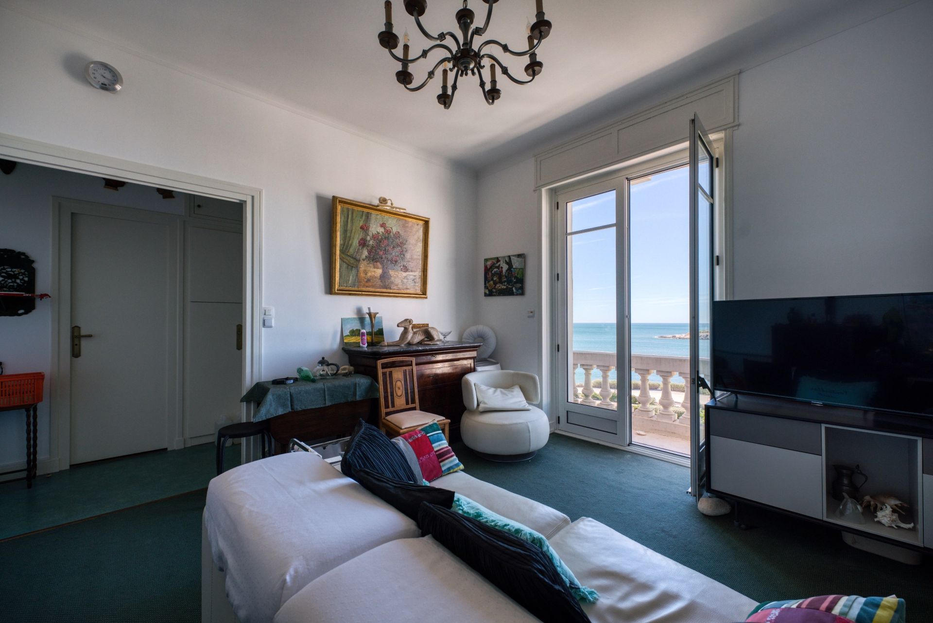 apartment 2 Rooms for sale on ROYAN (17200)
