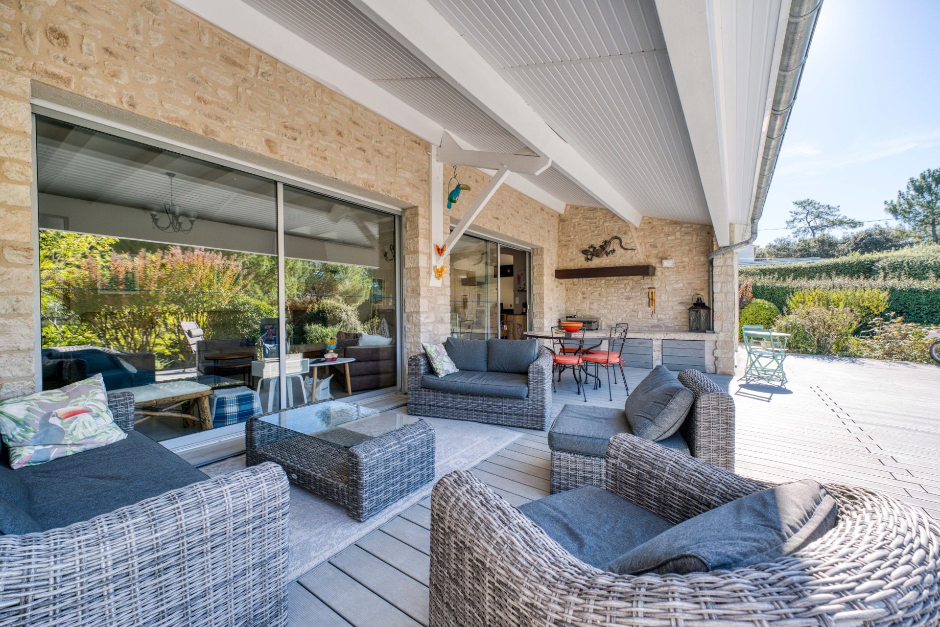 house 6 Rooms for sale on ST PALAIS SUR MER (17420)