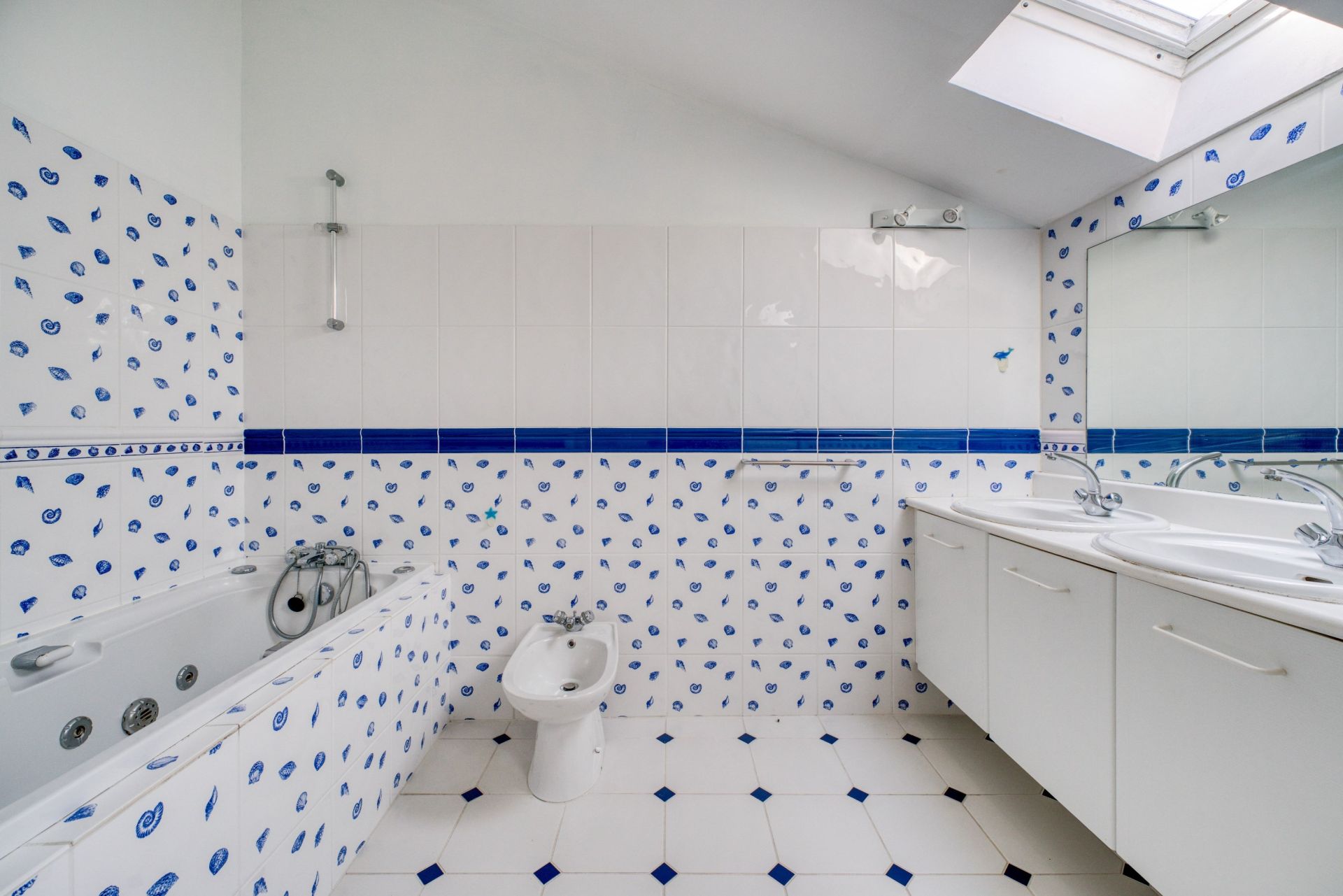 house 7 Rooms for sale on ST GEORGES D OLERON (17190)