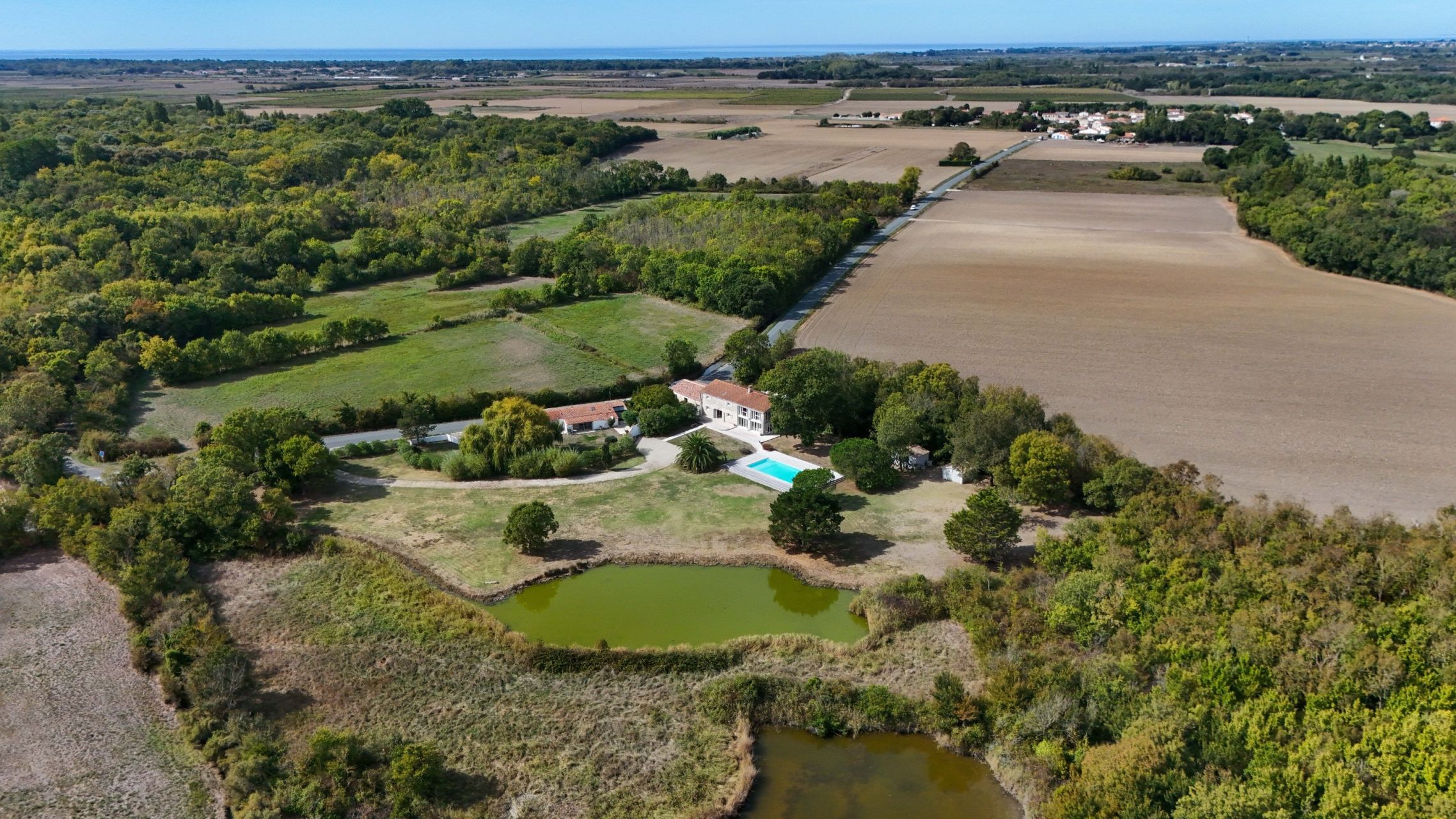 house 7 Rooms for sale on ST GEORGES D OLERON (17190)