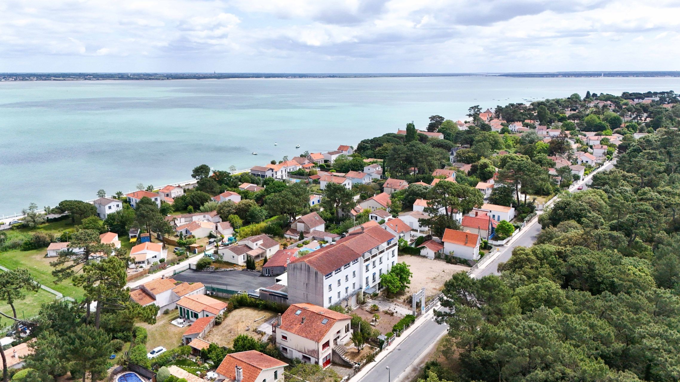 building for sale on ST TROJAN LES BAINS (17370)