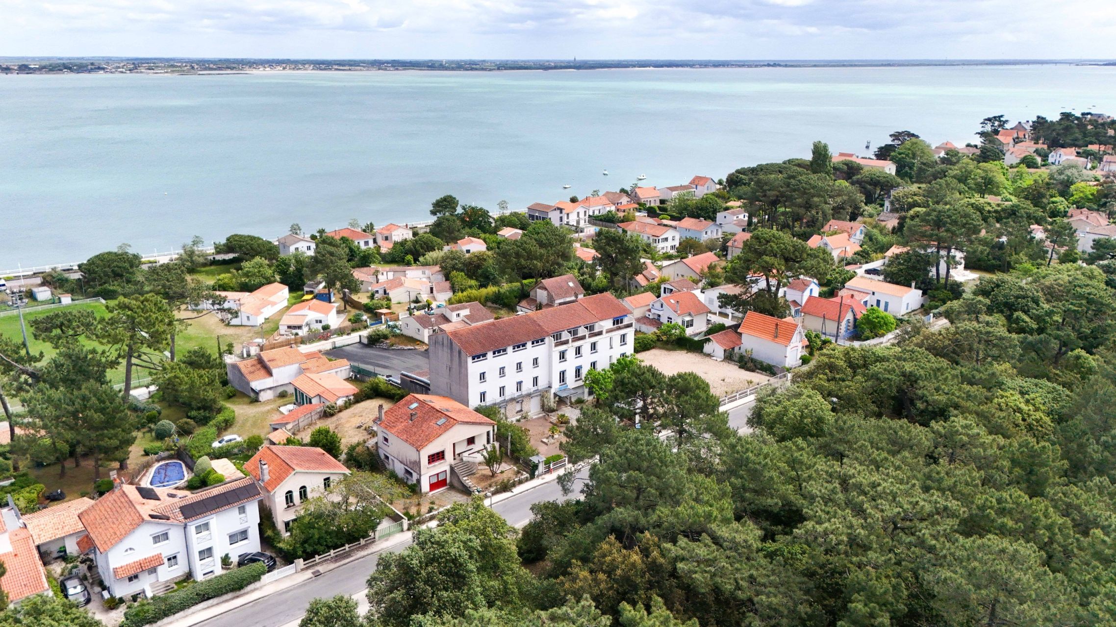 building for sale on ST TROJAN LES BAINS (17370)