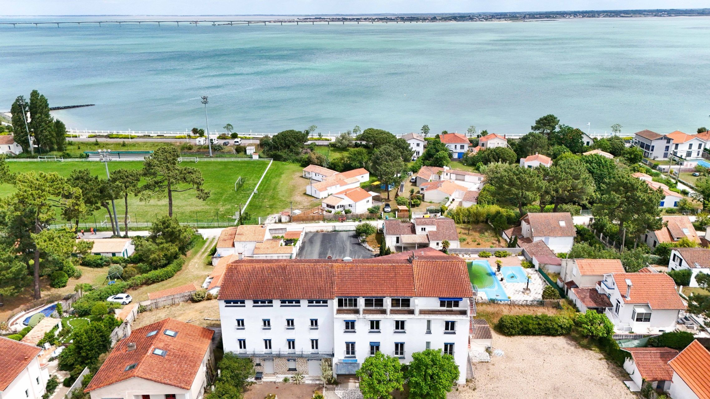 building for sale on ST TROJAN LES BAINS (17370)